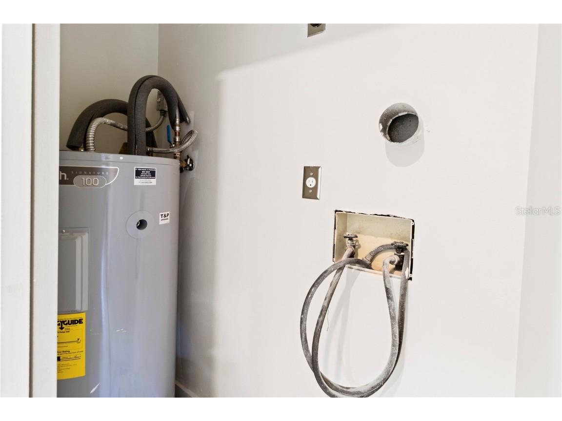 727 N Jefferson Avenue #727 Sarasota FL 34237 A4634891 image16