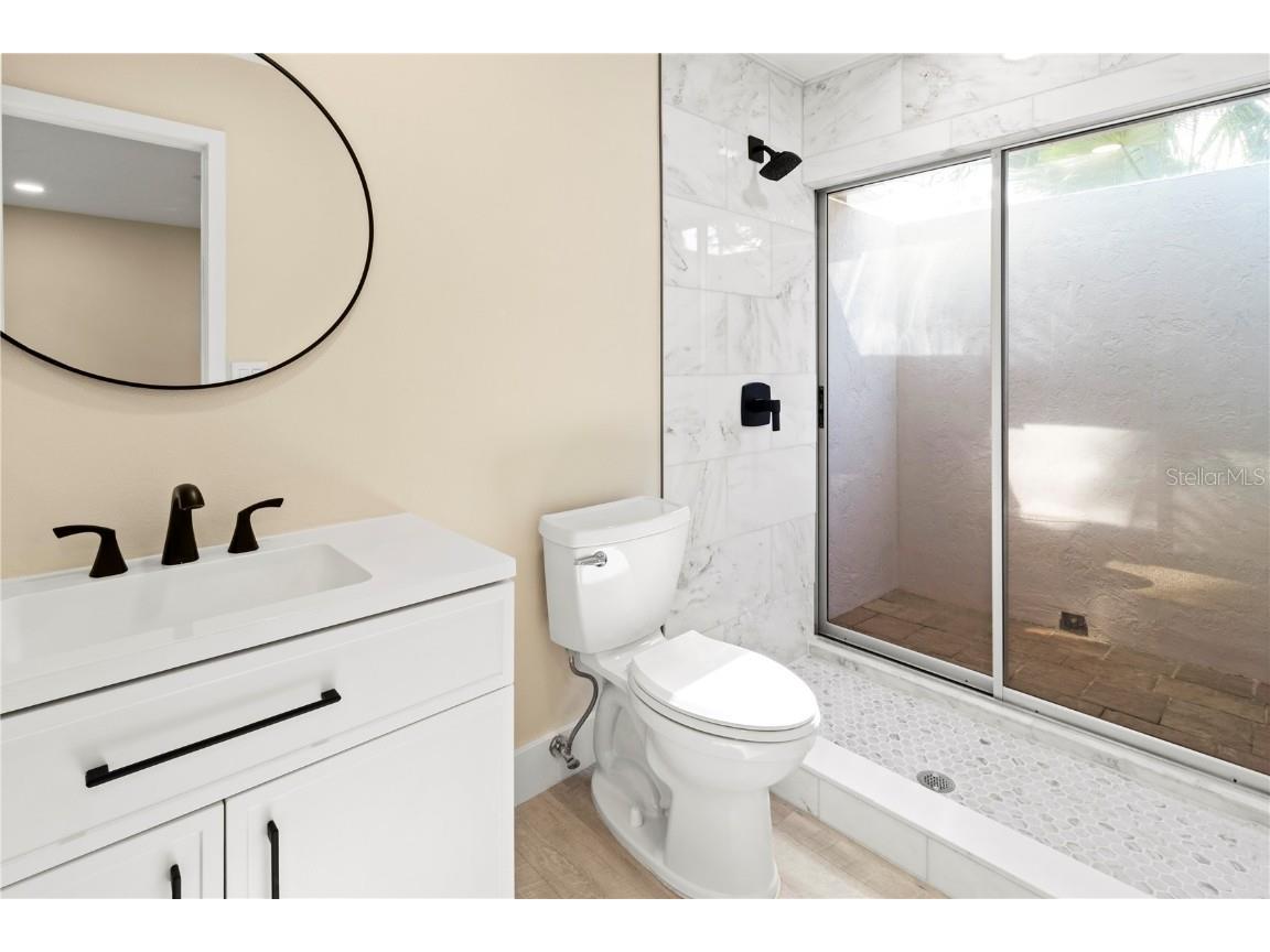 727 N Jefferson Avenue #727 Sarasota FL 34237 A4634891 image25