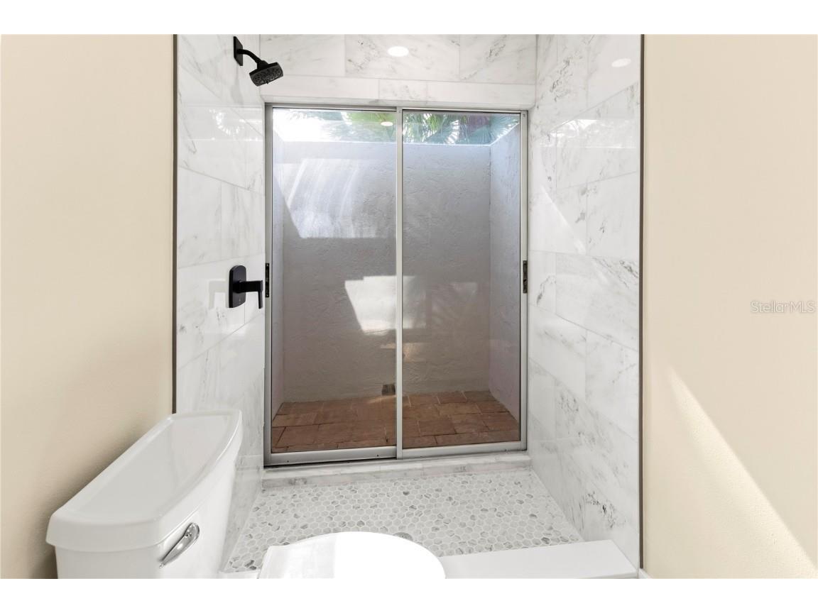 727 N Jefferson Avenue #727 Sarasota FL 34237 A4634891 image26