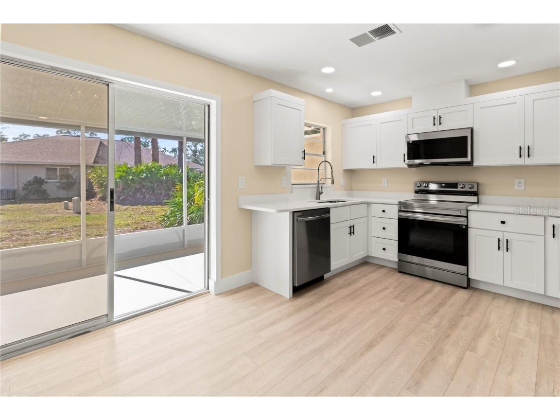 727 N Jefferson Avenue #727 Sarasota FL 34237 A4634891 image4