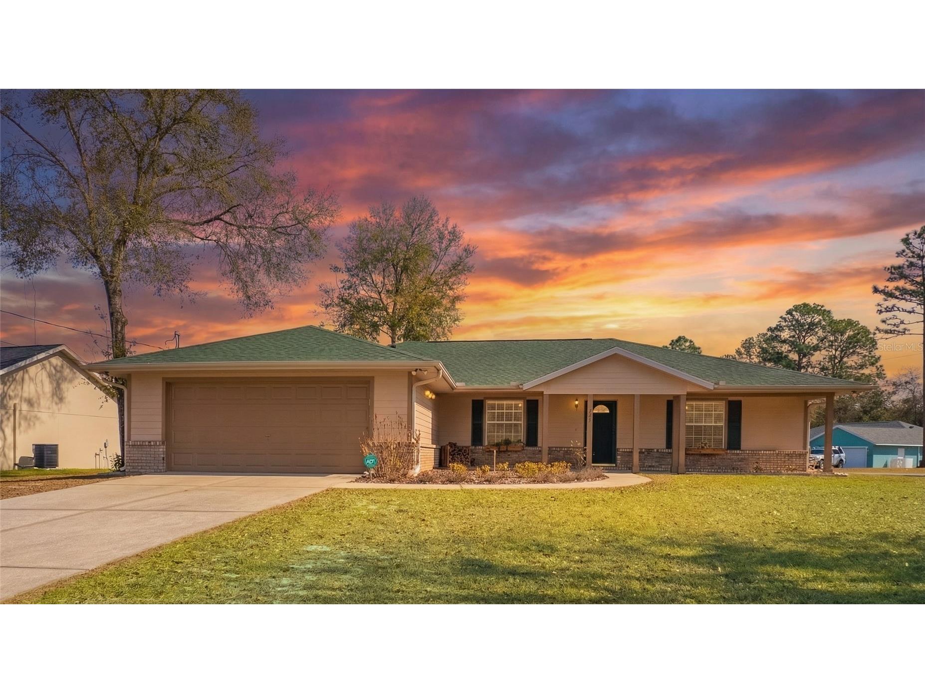 727 NE 130th Terrace Silver Springs FL 34488 OM718680 image1