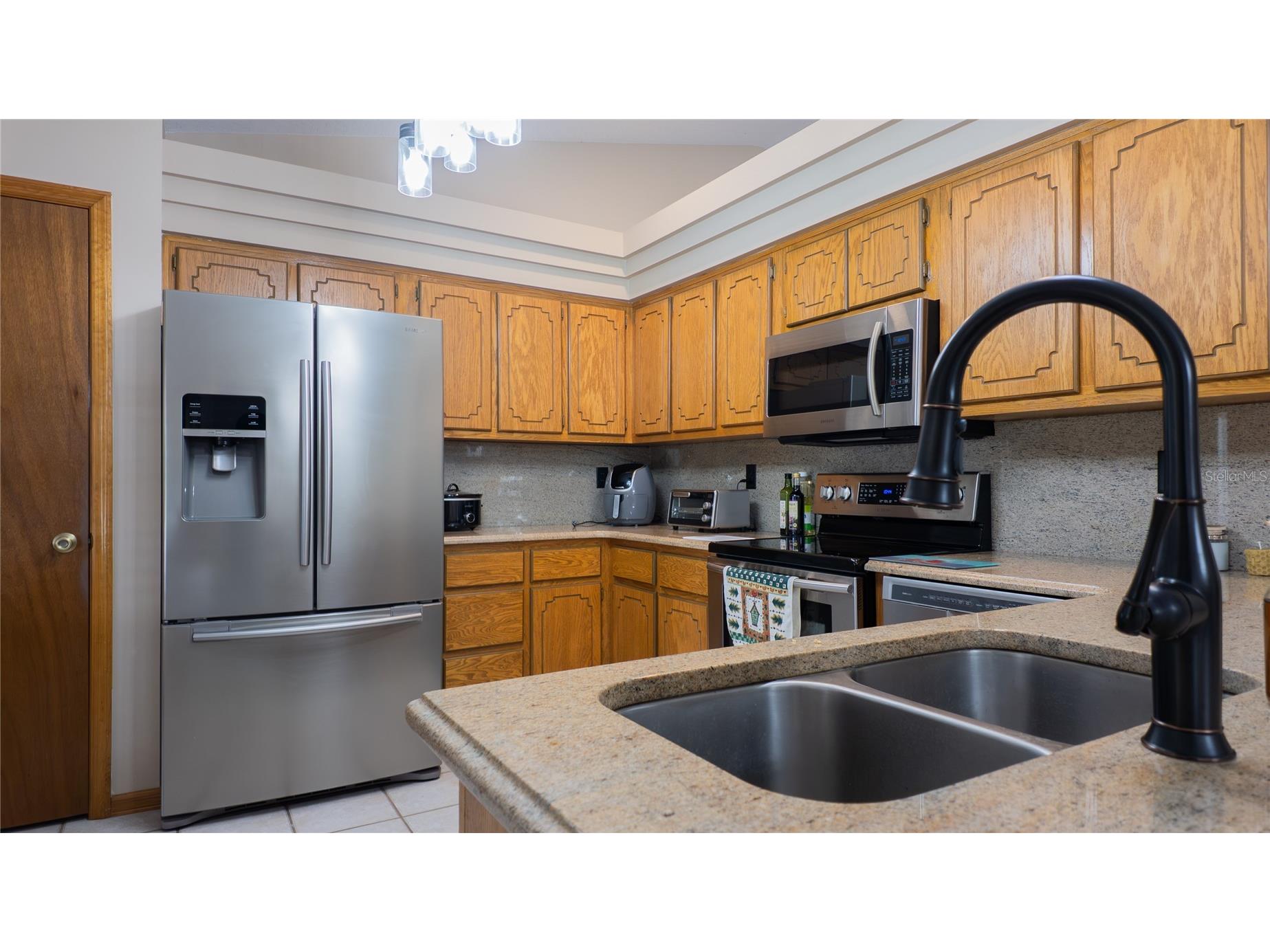 727 NE 130th Terrace Silver Springs FL 34488 OM718680 image27