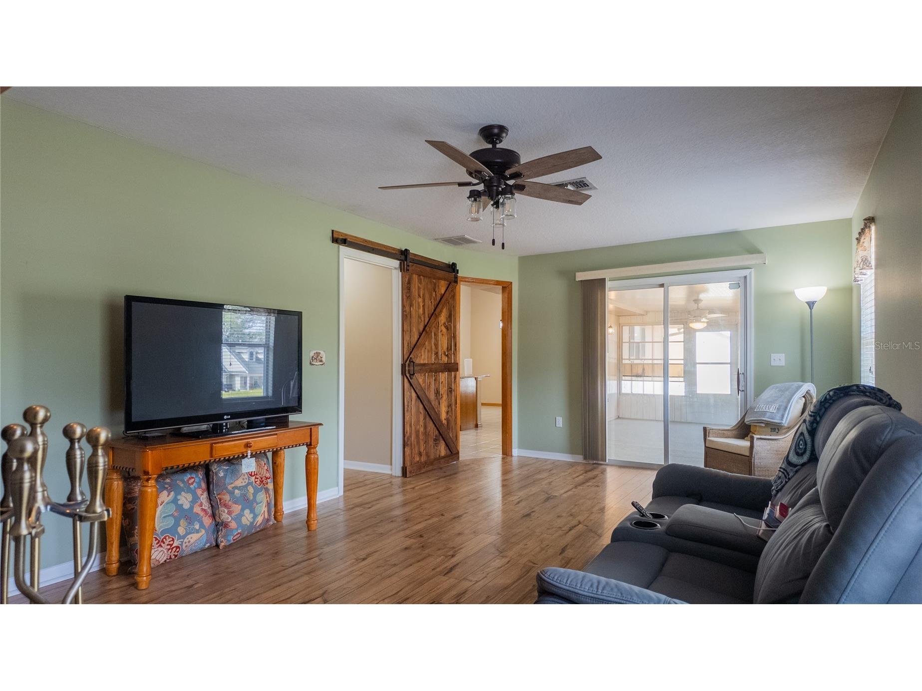 727 NE 130th Terrace Silver Springs FL 34488 OM718680 image30