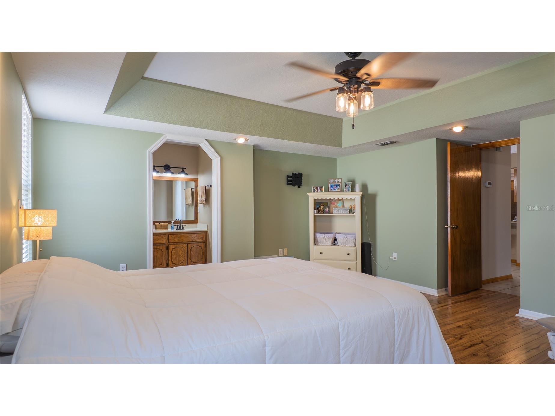 727 NE 130th Terrace Silver Springs FL 34488 OM718680 image36