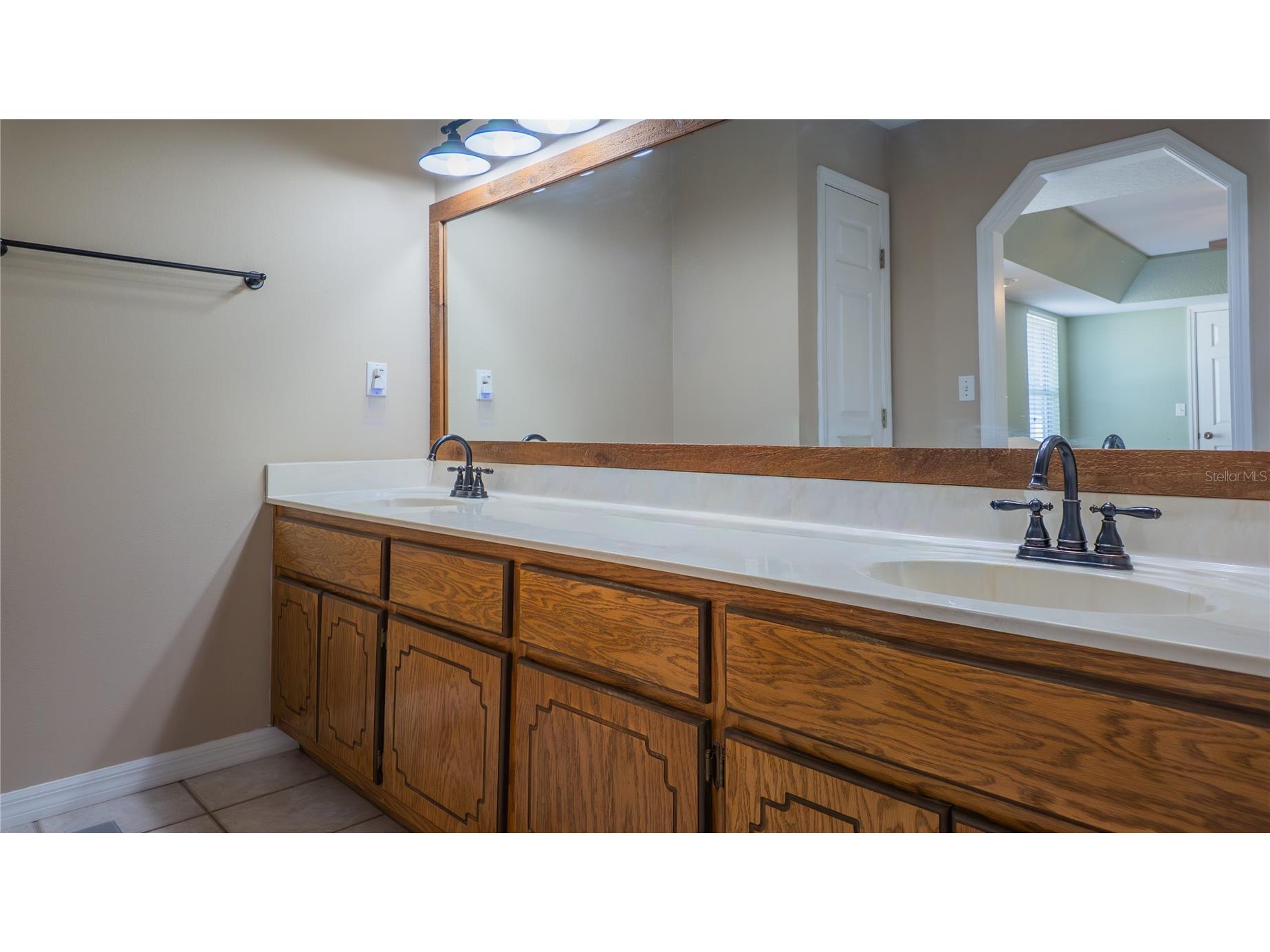 727 NE 130th Terrace Silver Springs FL 34488 OM718680 image37