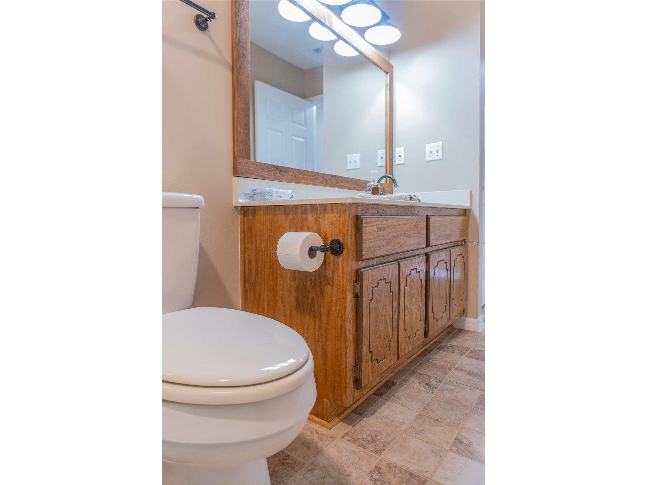 727 NE 130th Terrace Silver Springs FL 34488 OM718680 image46