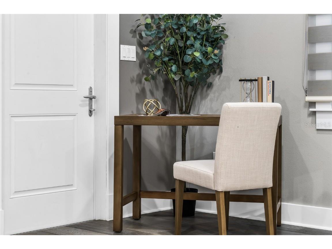 727 Park Lake Circle Orlando FL 32803 - Park O6337477 image18