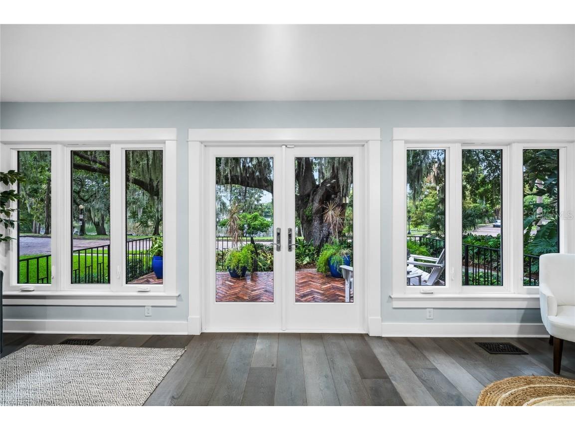 727 Park Lake Circle Orlando FL 32803 - Park O6337477 image38