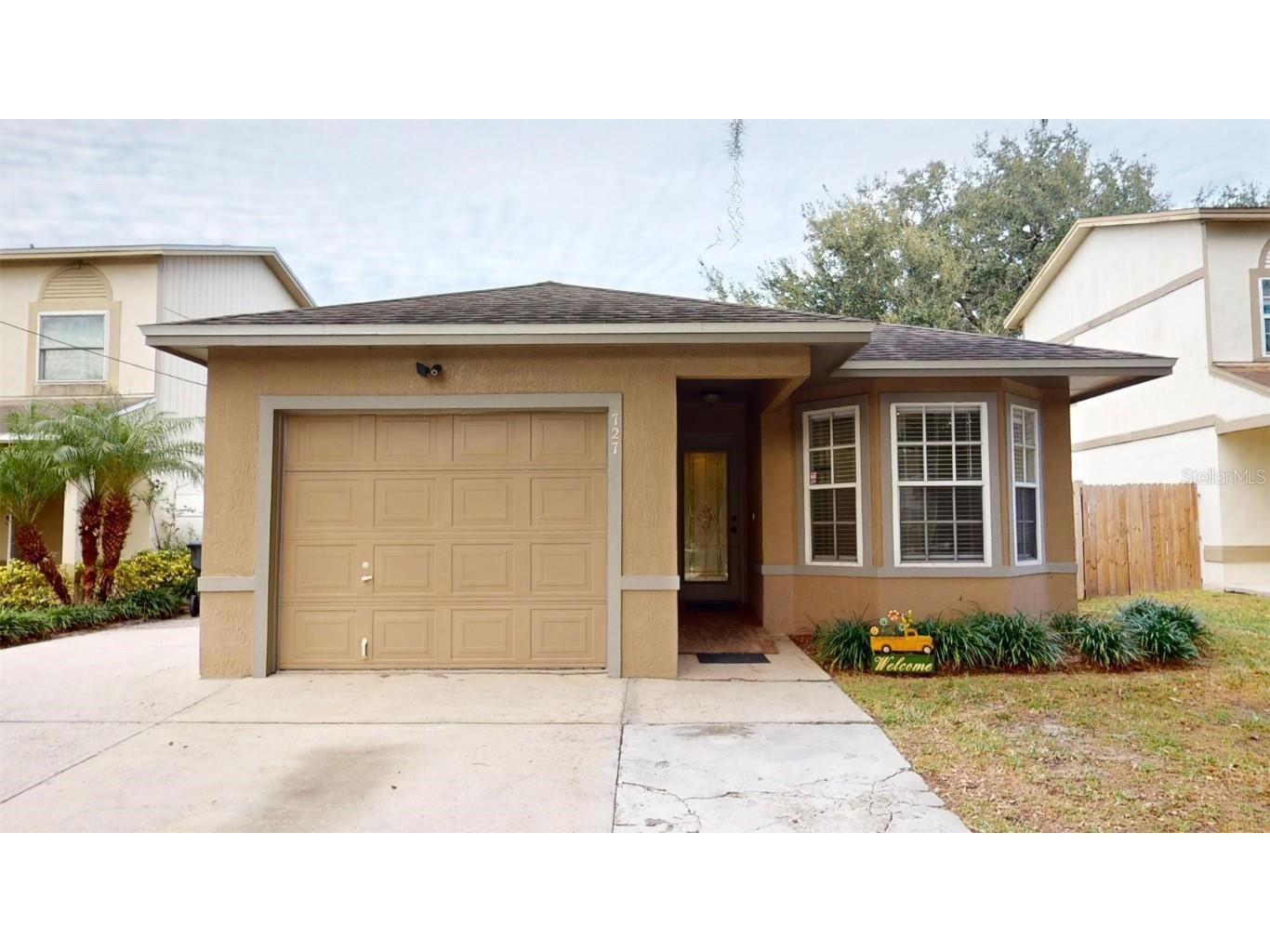 727 Schoolhouse Road Lakeland FL 33813 P4928243 image1