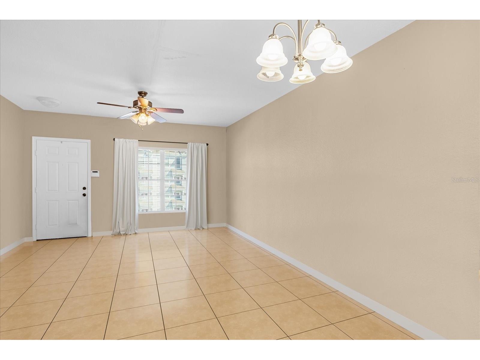 727 Shropshire Loop Sanford FL 32771 O6413339 image2