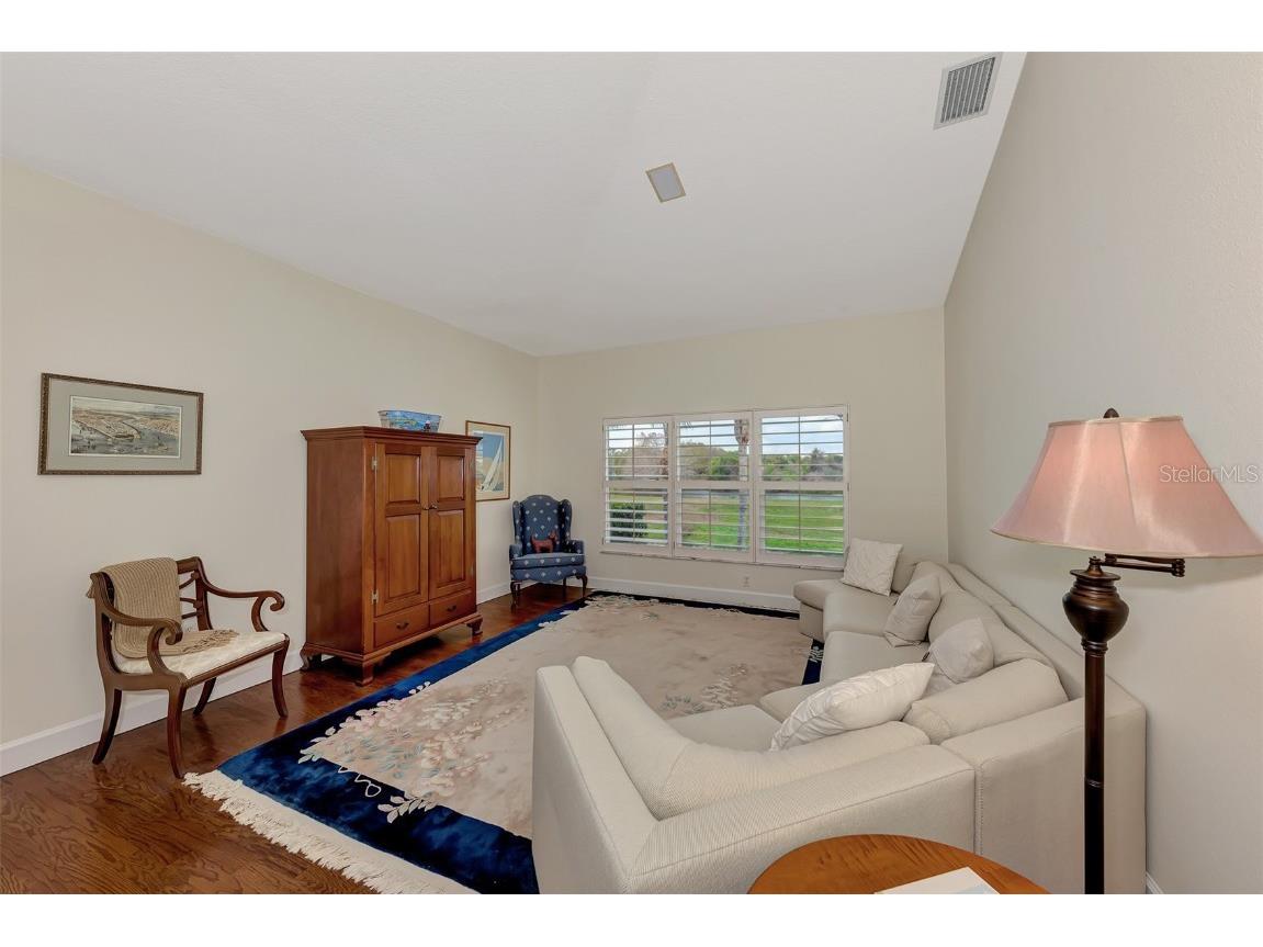 7270 Alicante Drive #3 Sarasota FL 34238 A4665768 image32