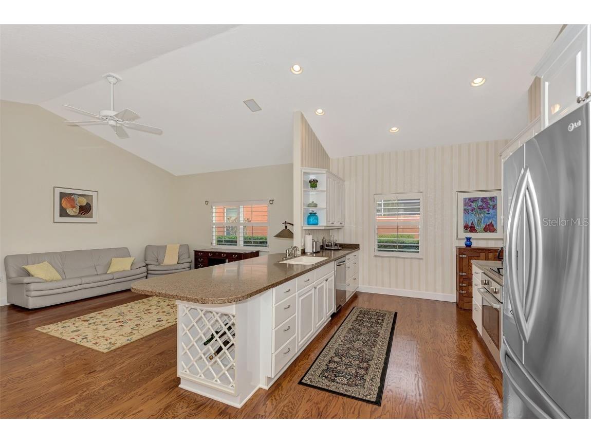 7270 Alicante Drive #3 Sarasota FL 34238 A4665768 image43