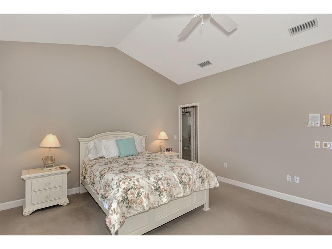 7270 Alicante Drive #3 Sarasota FL 34238 A4665768 image51