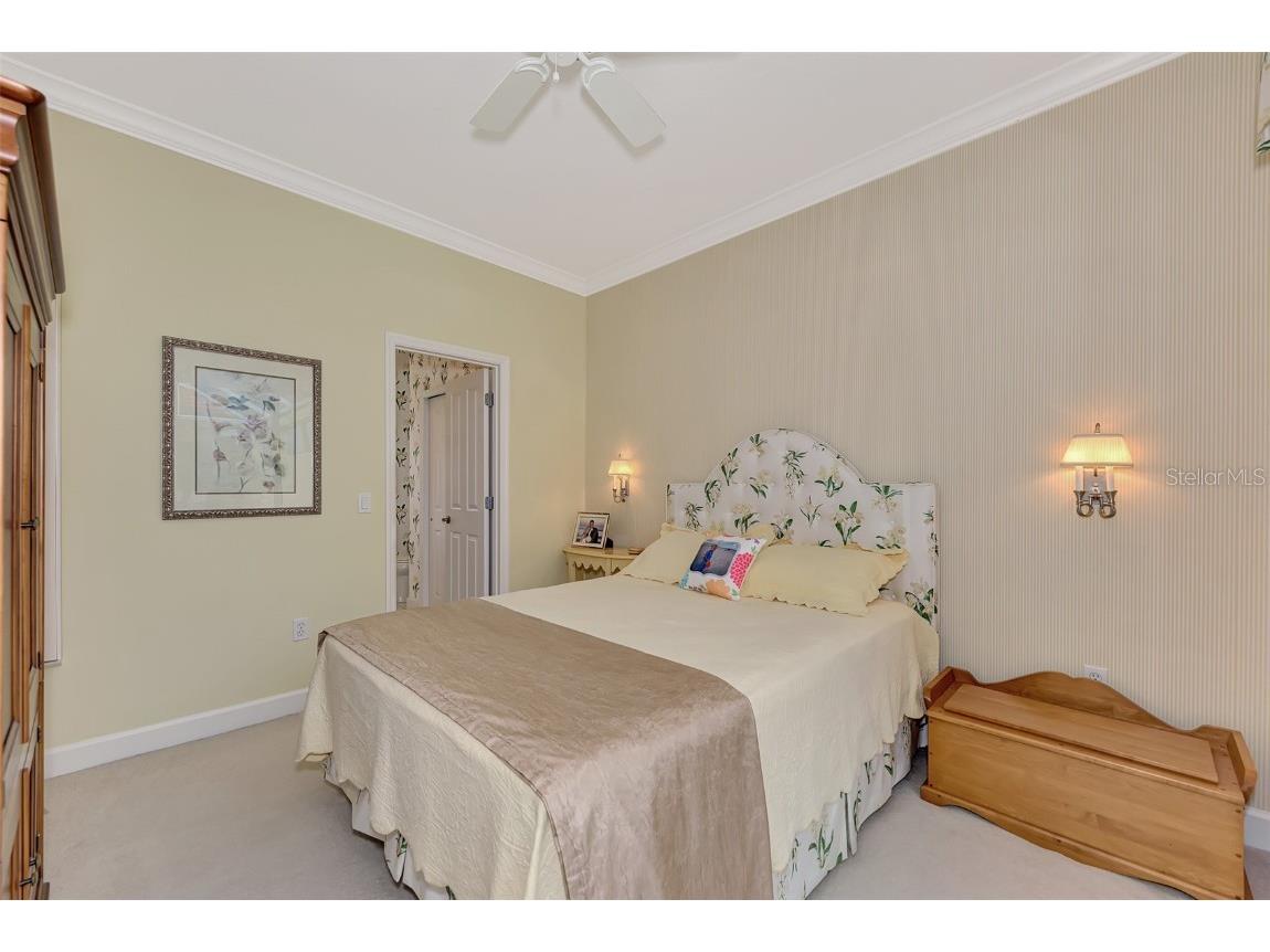 7270 Alicante Drive #3 Sarasota FL 34238 A4665768 image56