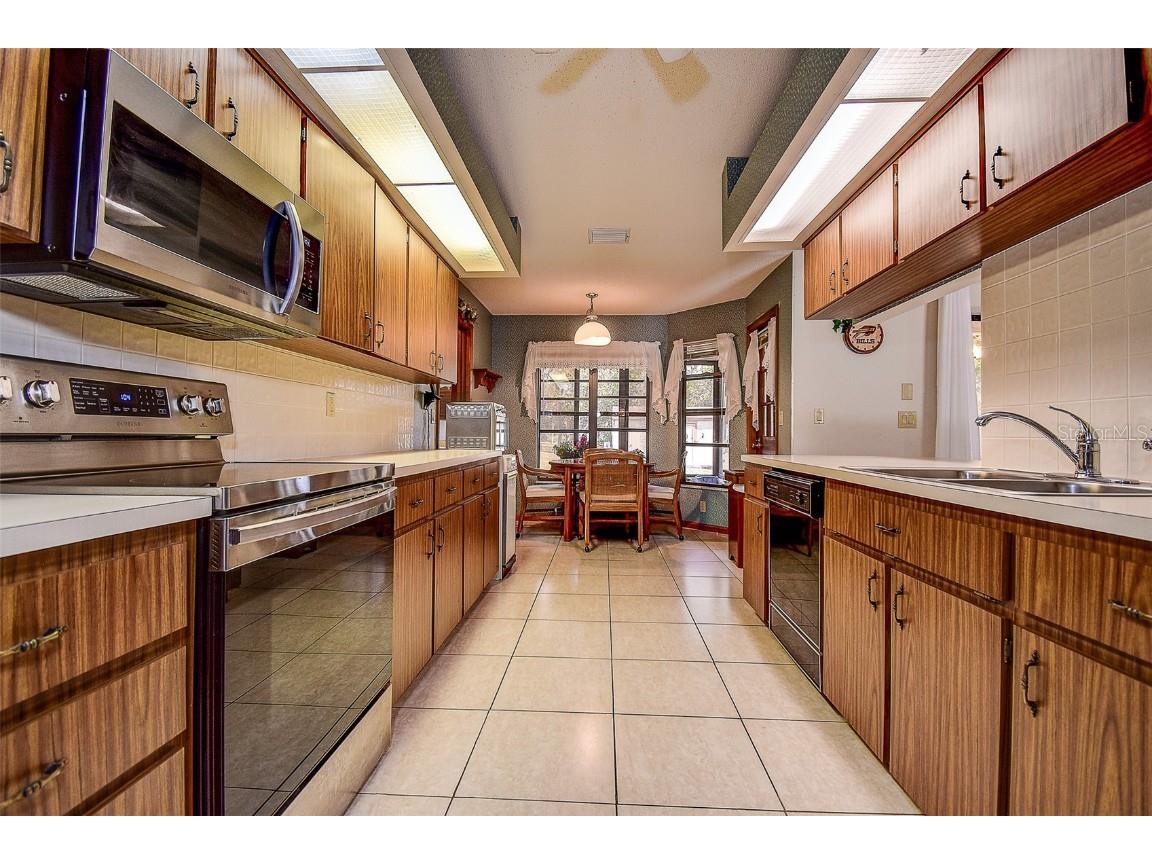 7270 Nightwalker Road Weeki Wachee FL 34613 TB8446297 image9