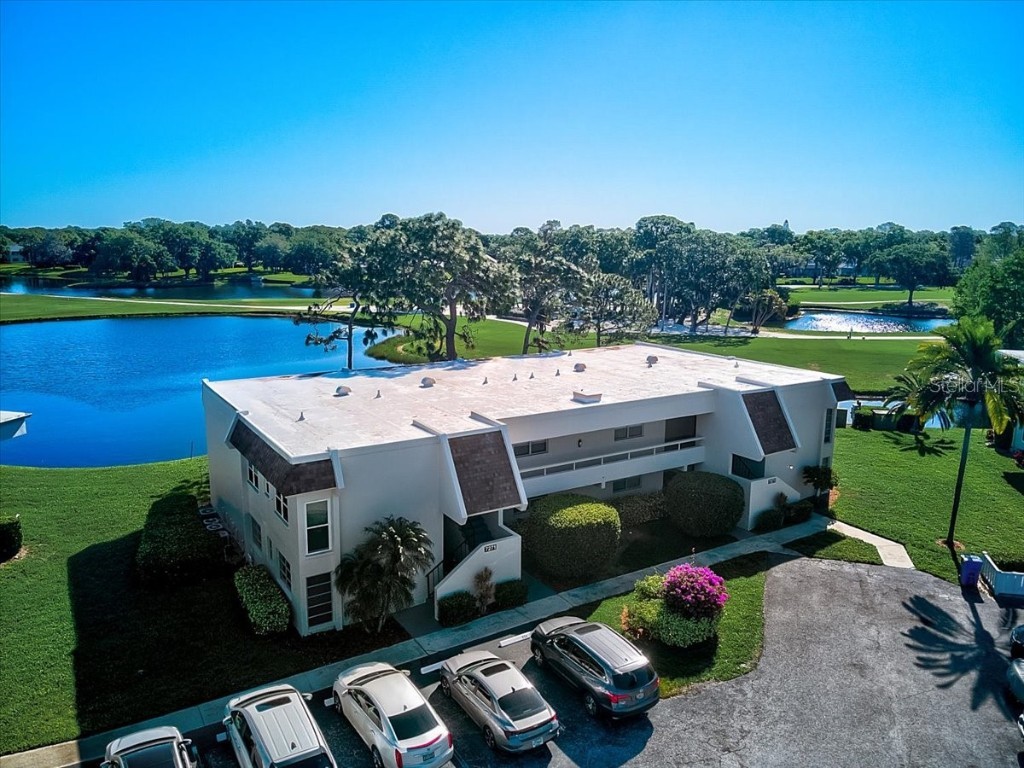 7271 W Country Club Drive N #123 Sarasota FL 34243 A4531646 image1