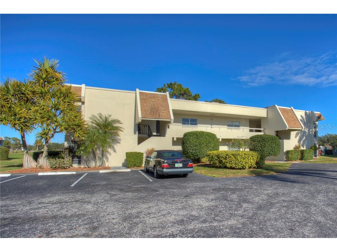 7271 W Country Club Drive N #124 Sarasota FL 34243 - DESOTO LAKES A4205256 image1