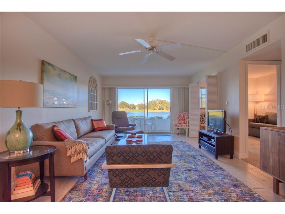 7271 W Country Club Drive N #124 Sarasota FL 34243 - DESOTO LAKES A4205256 image3