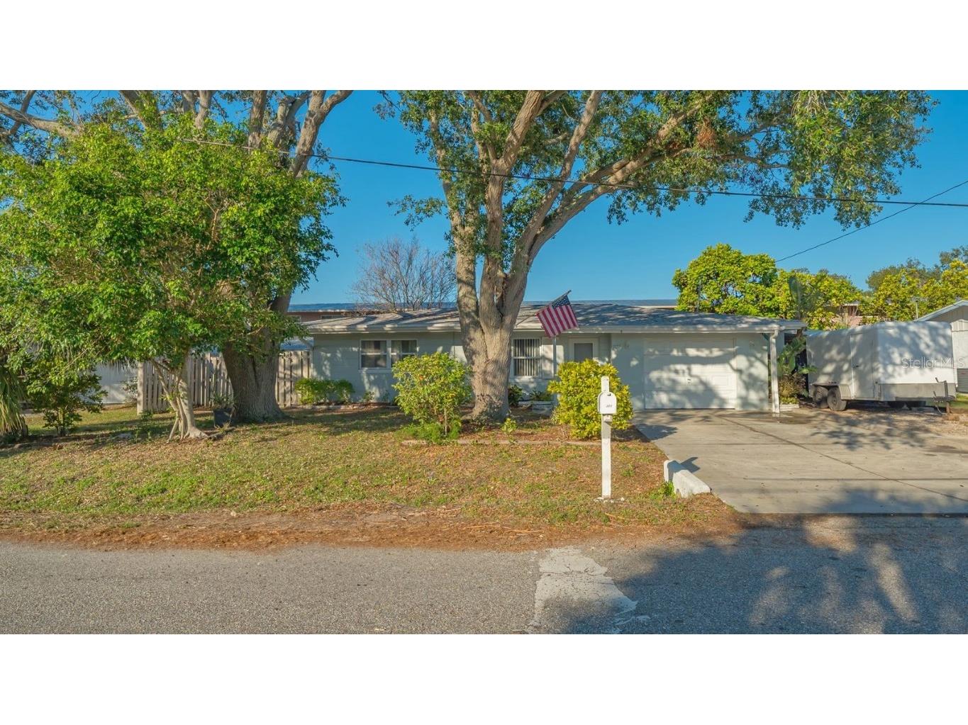 7272 Cass Circle Sarasota FL 34231 A4640022 image1