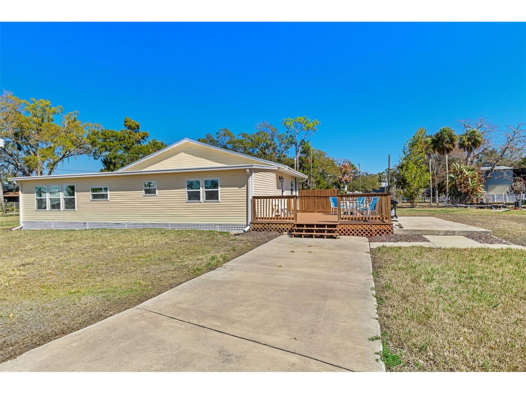 7272 Westwind Street Weeki Wachee FL 34607 A4684230 image1