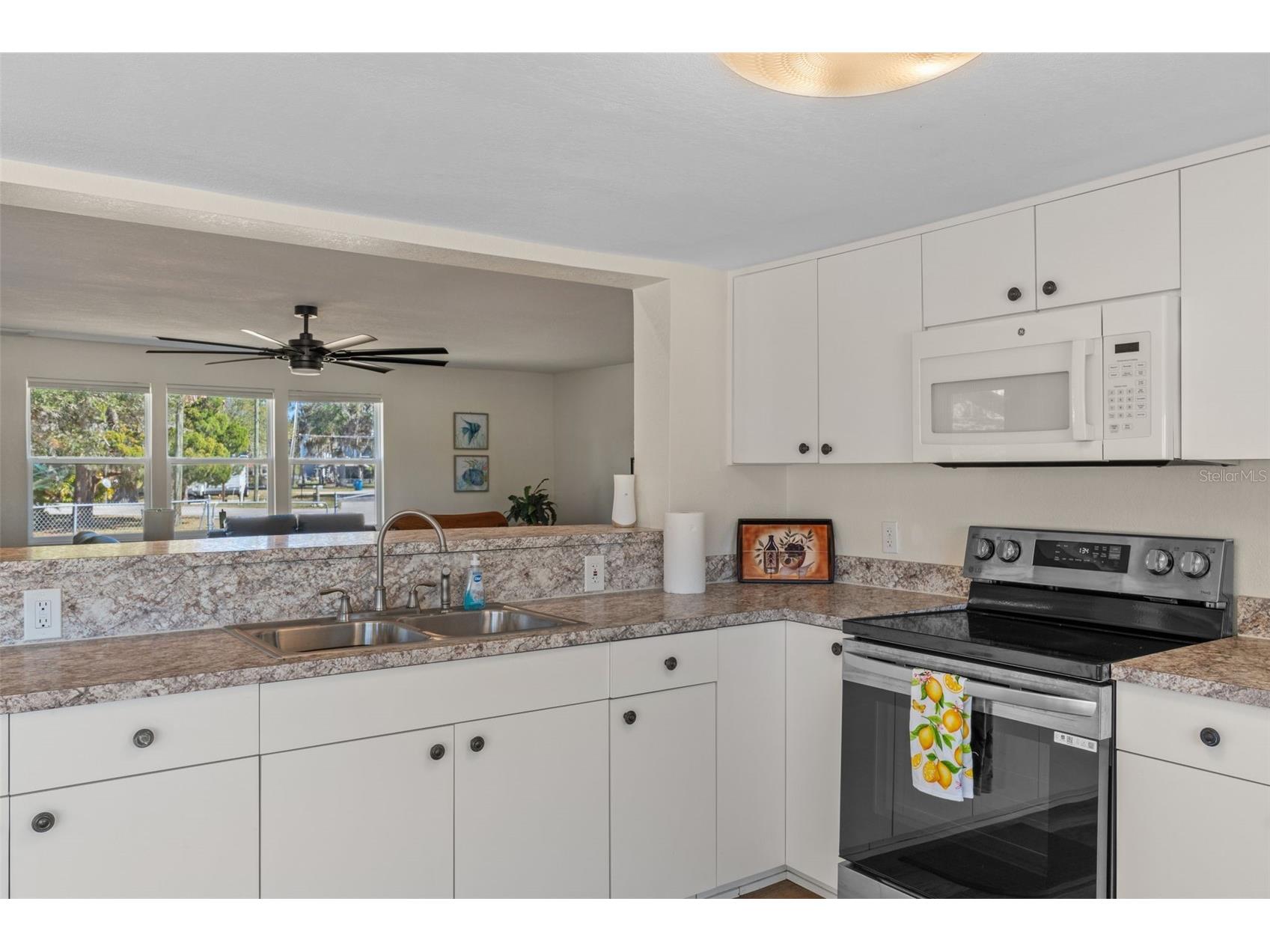 7272 Westwind Street Weeki Wachee FL 34607 A4684230 image17