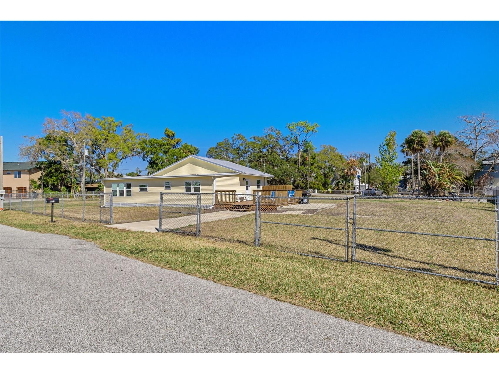7272 Westwind Street Weeki Wachee FL 34607 A4684230 image3