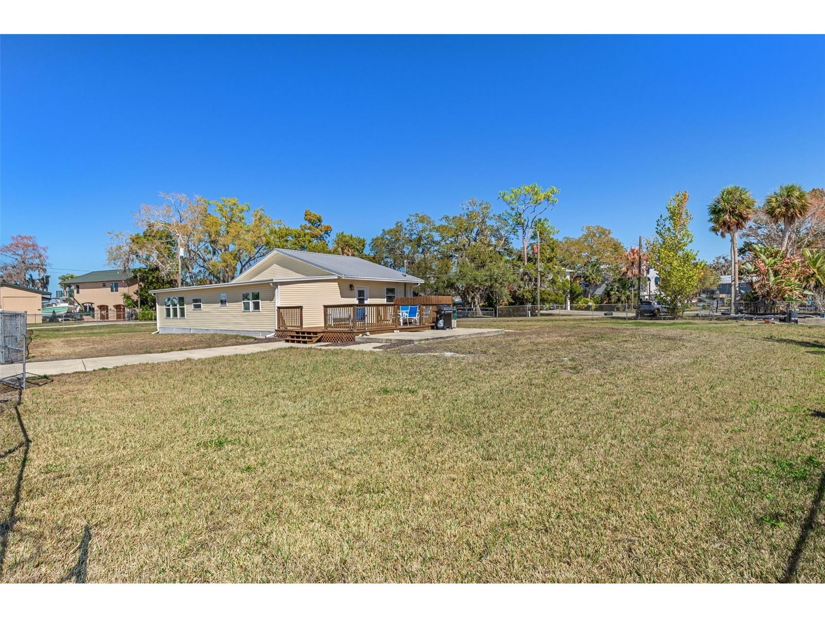 7272 Westwind Street Weeki Wachee FL 34607 A4687858 image3