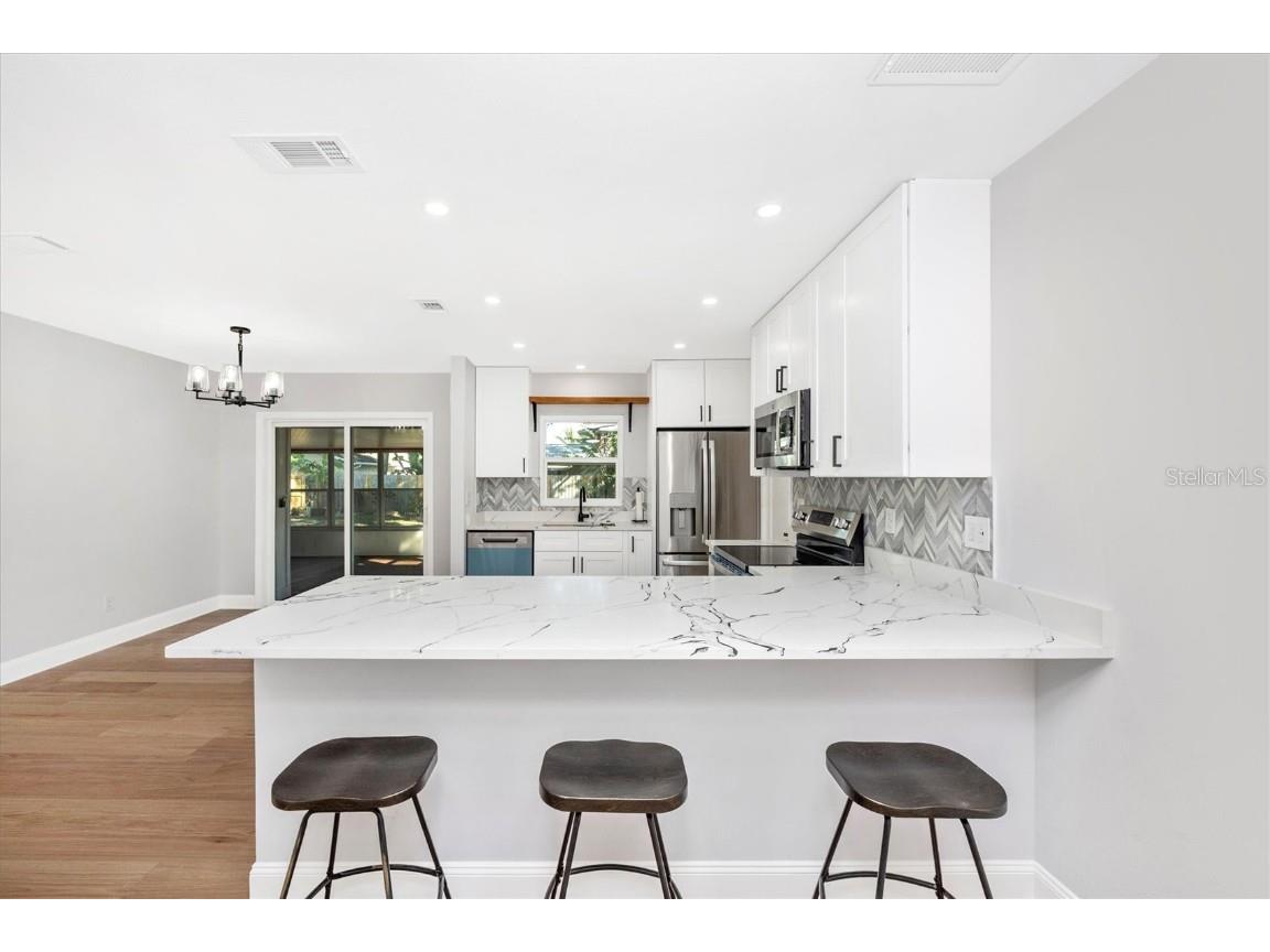 7273 61st Avenue N Saint Petersburg FL 33709 A4669157 image14