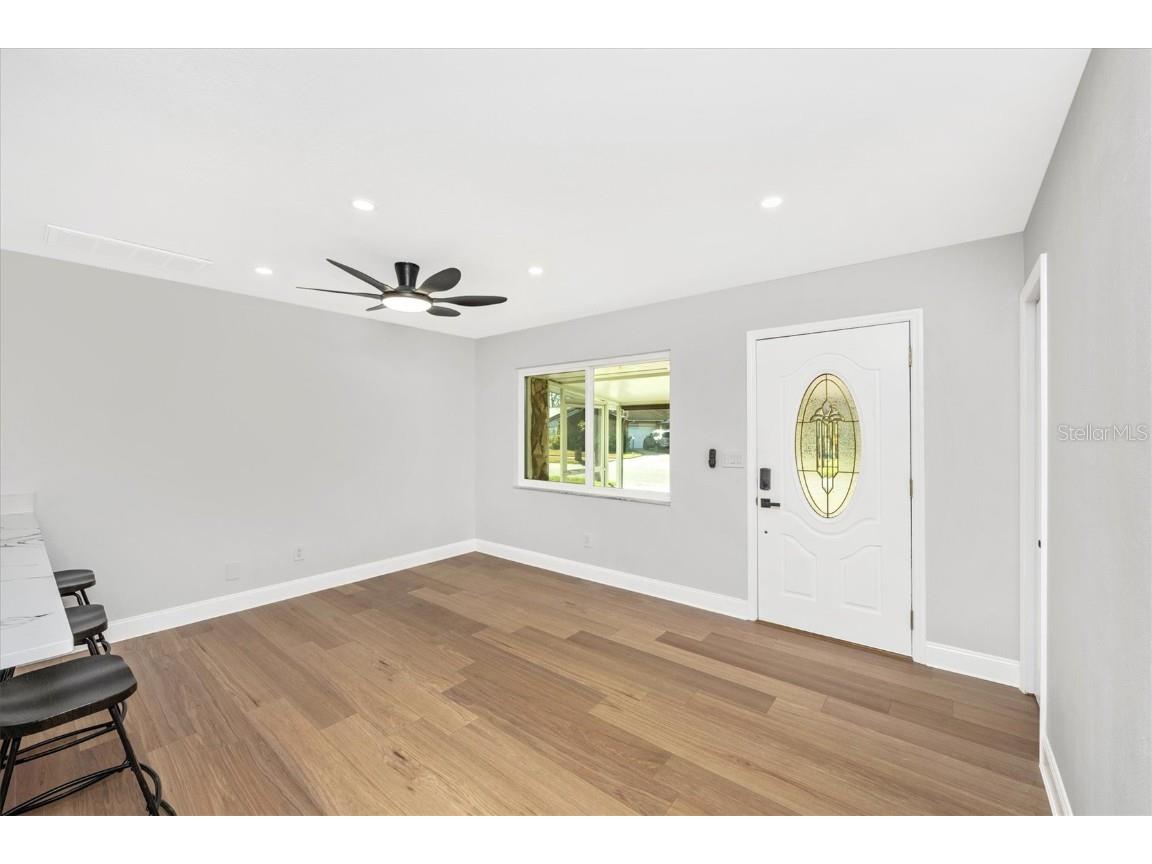 7273 61st Avenue N Saint Petersburg FL 33709 A4669157 image20