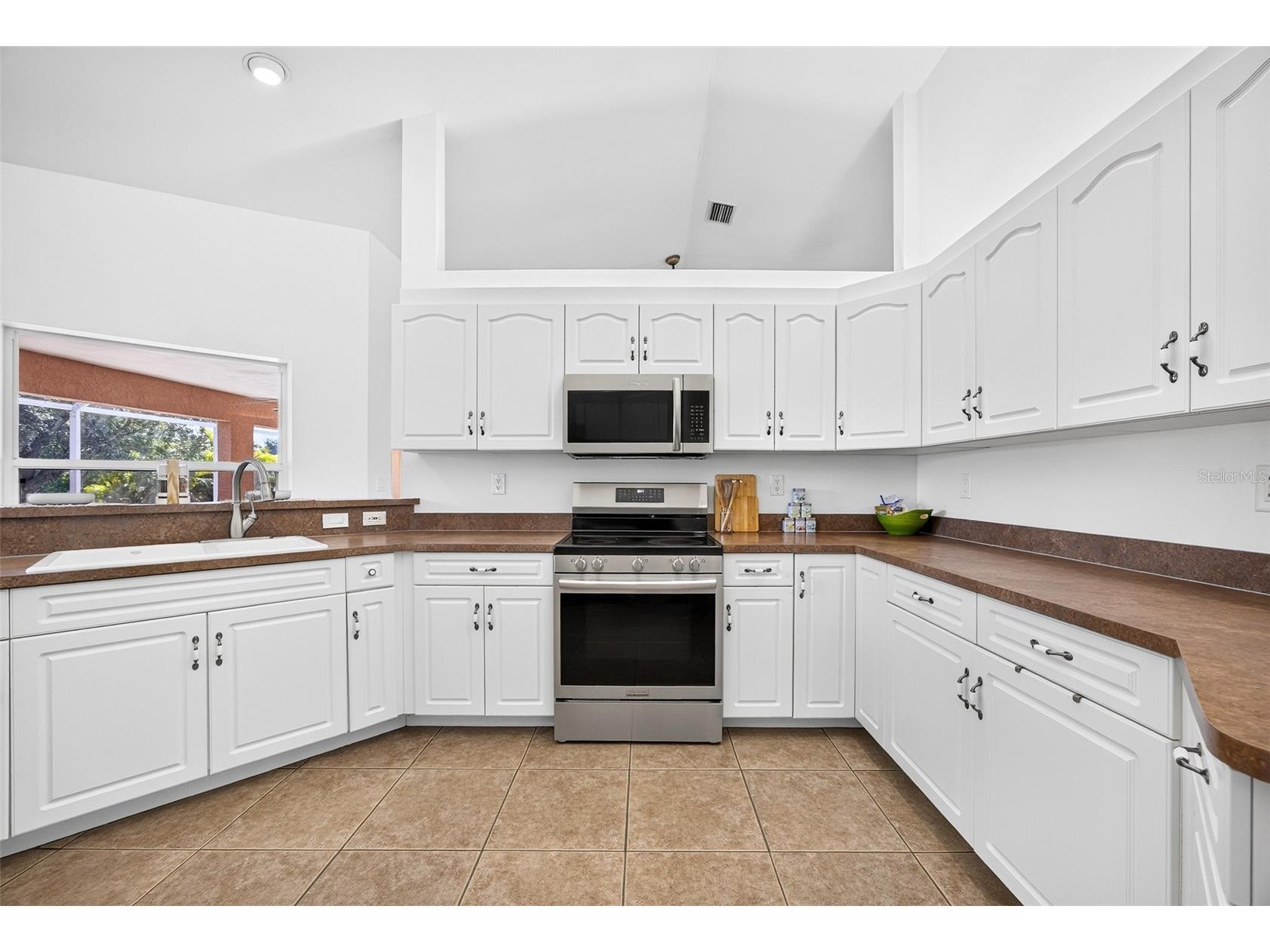 7274 Allamanda Lane Punta Gorda FL 33955 C7527484 image10