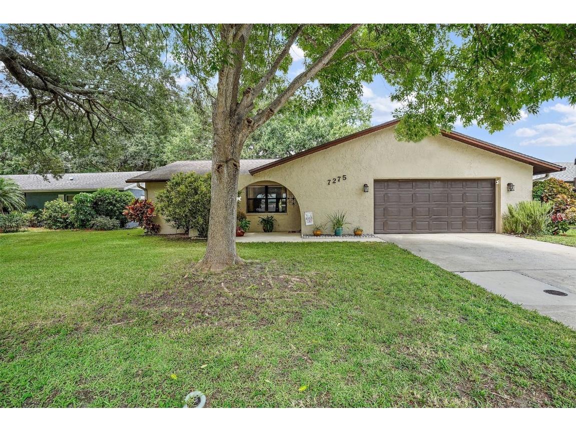 7275 57th Avenue N Saint Petersburg FL 33709 U8250899 image1
