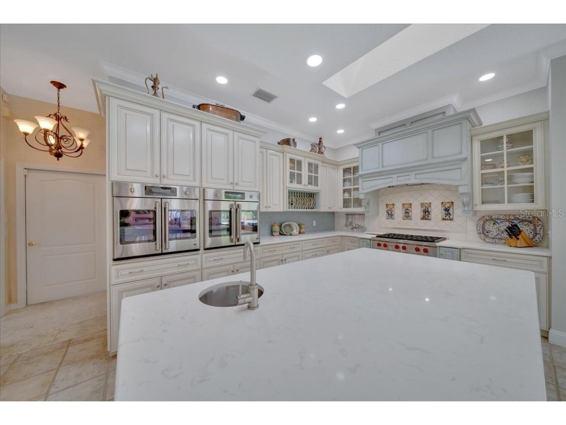 7275 Crystal Spring Run Weeki Wachee FL 34607 W7876370 image16