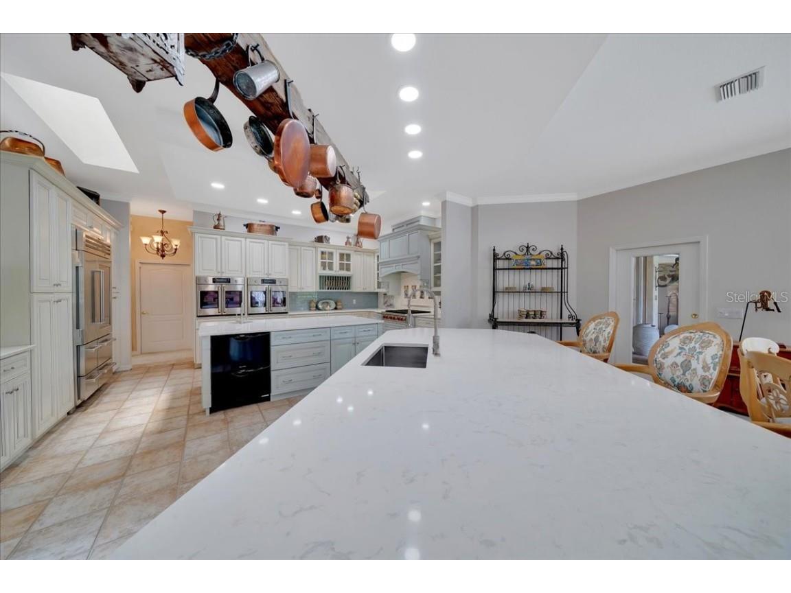 7275 Crystal Spring Run Weeki Wachee FL 34607 W7876370 image22