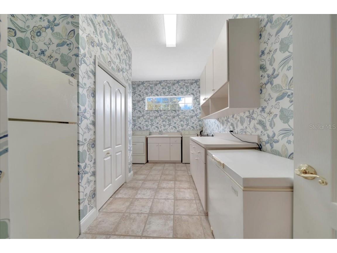 7275 Crystal Spring Run Weeki Wachee FL 34607 W7876370 image46