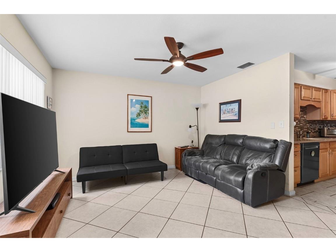 7276 21st Street N Saint Petersburg FL 33702 TB8392532 image11