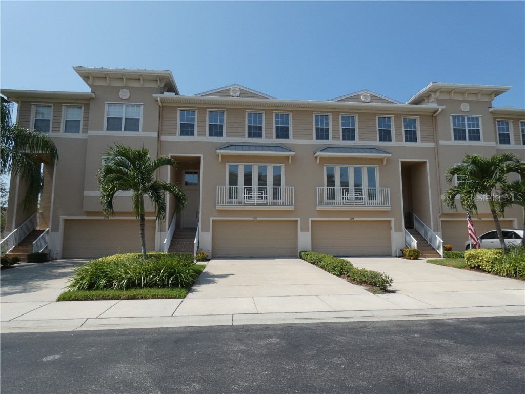 7276 Islamorada Circle Seminole FL 33777 U8189327 image1
