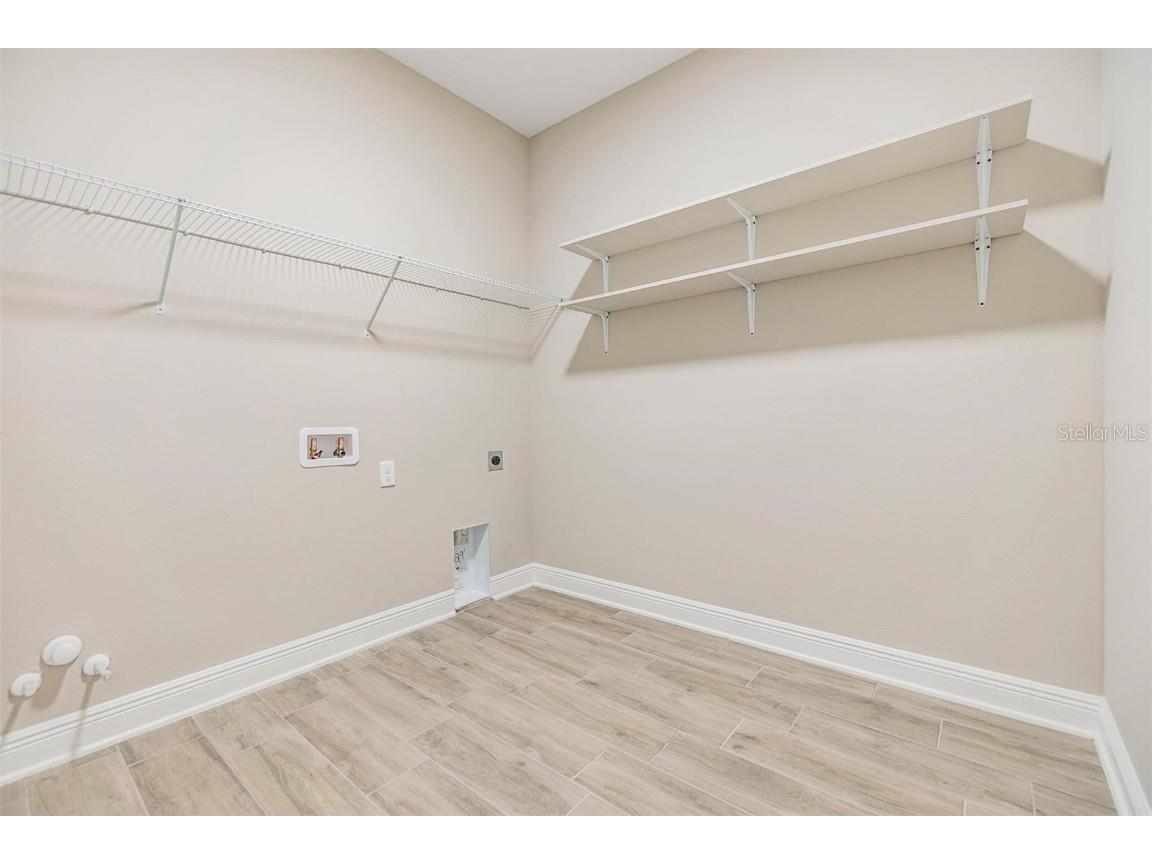 7276 Notched Pine Bend Wesley Chapel FL 33545 TB8393516 image33