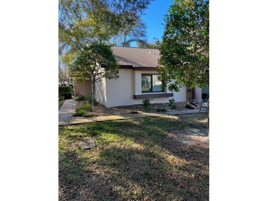 7277 Loch Ness Court Weeki Wachee FL 34613 U8188158 image1