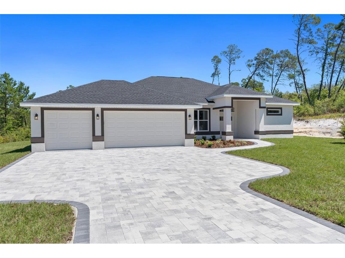 7279 Blackbird Avenue Weeki Wachee FL 34613 W7863423 image1