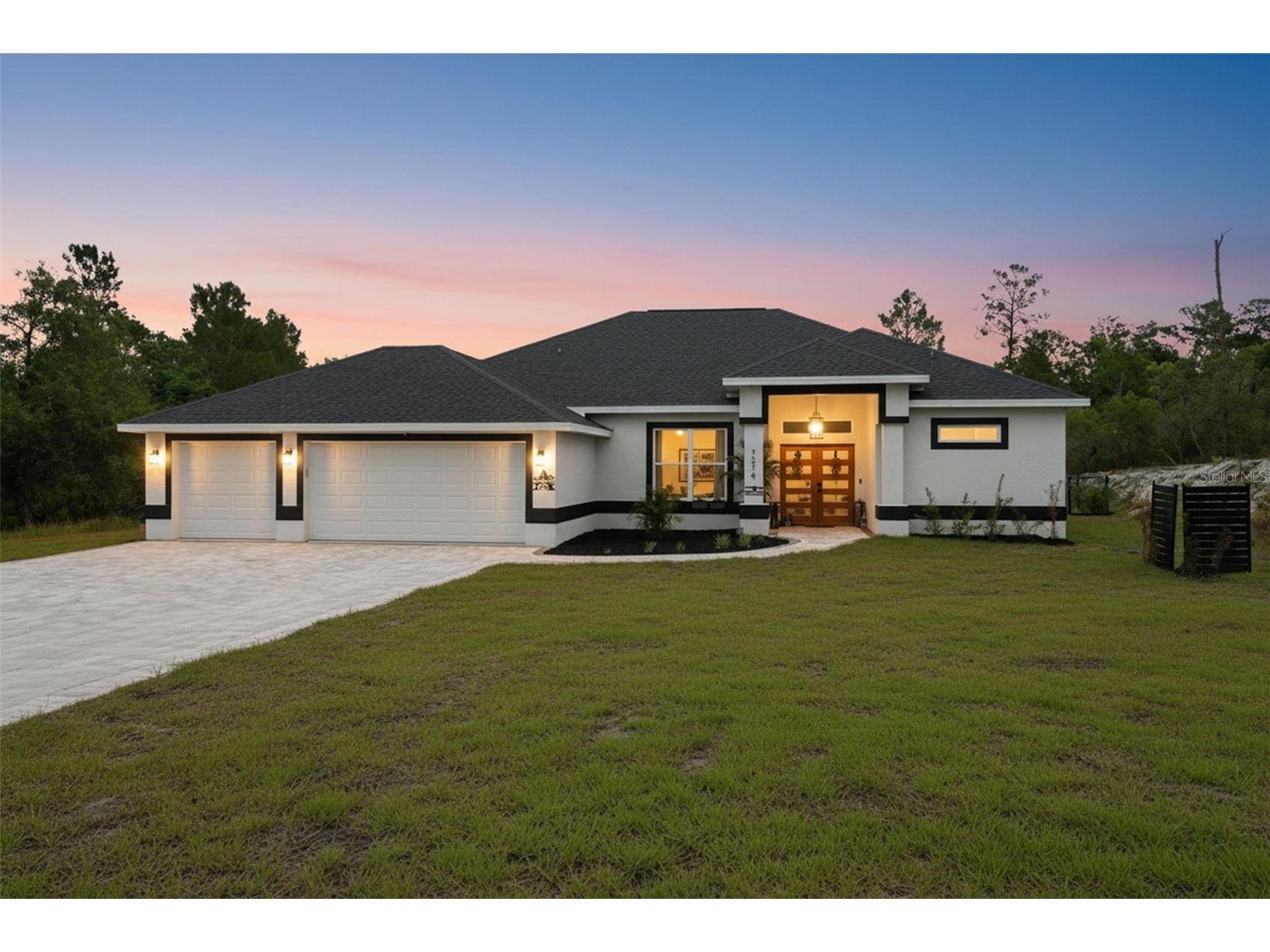 7279 Blackbird Avenue Weeki Wachee FL 34613 W7885499 image1