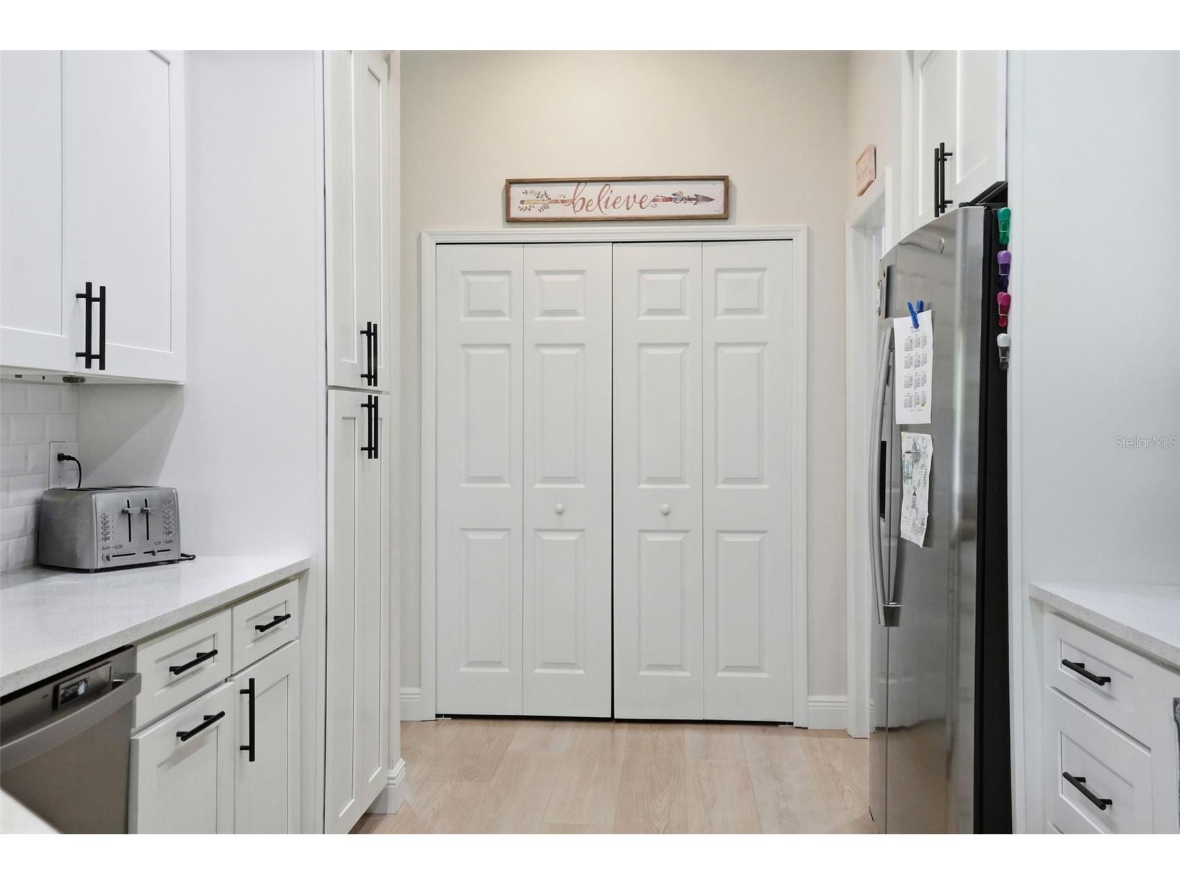 7279 Blackbird Avenue Weeki Wachee FL 34613 W7885499 image28