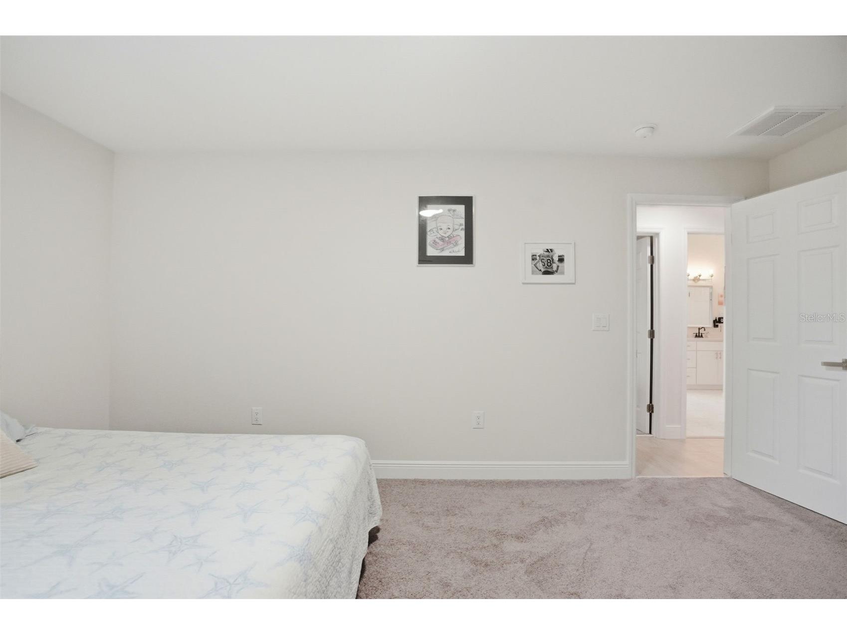 7279 Blackbird Avenue Weeki Wachee FL 34613 W7885499 image39