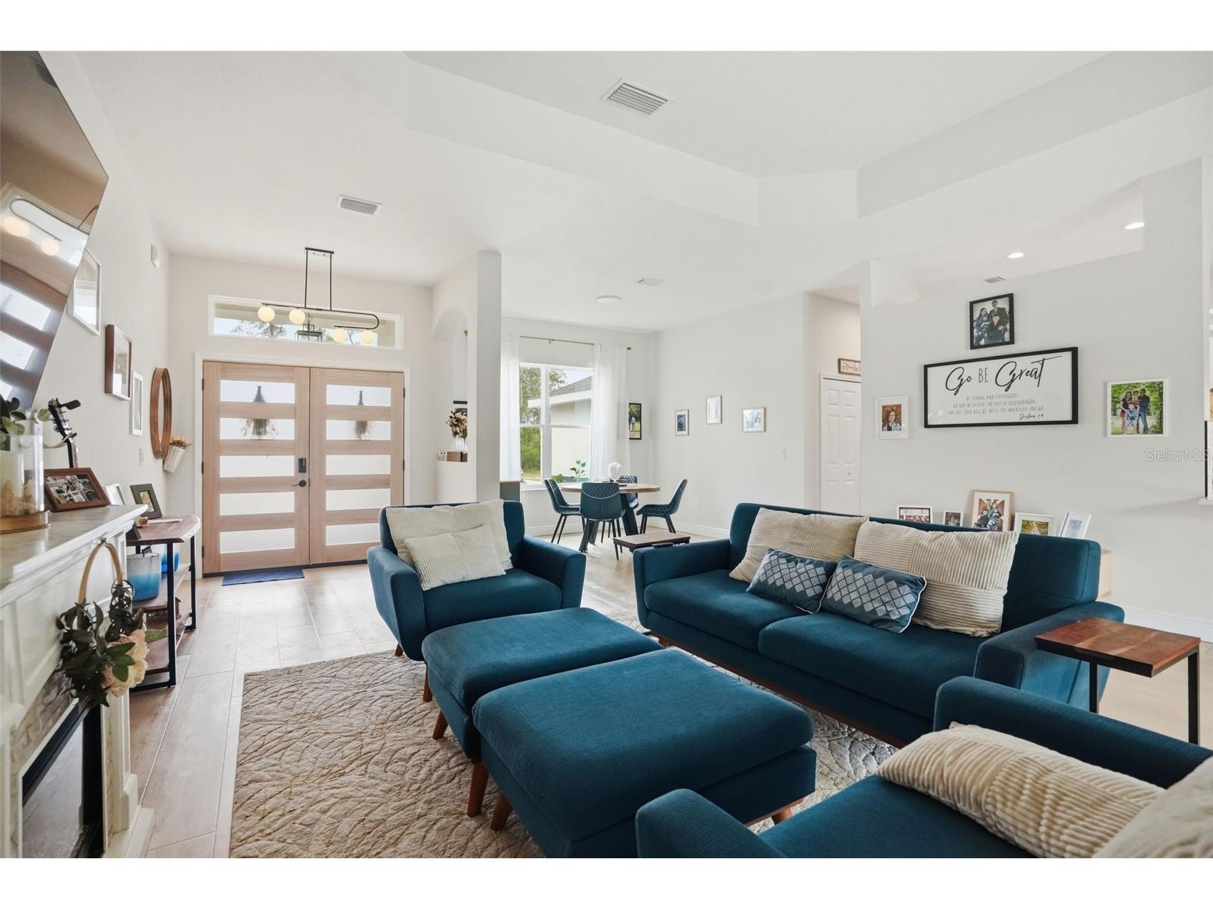 7279 Blackbird Avenue Weeki Wachee FL 34613 W7885499 image4