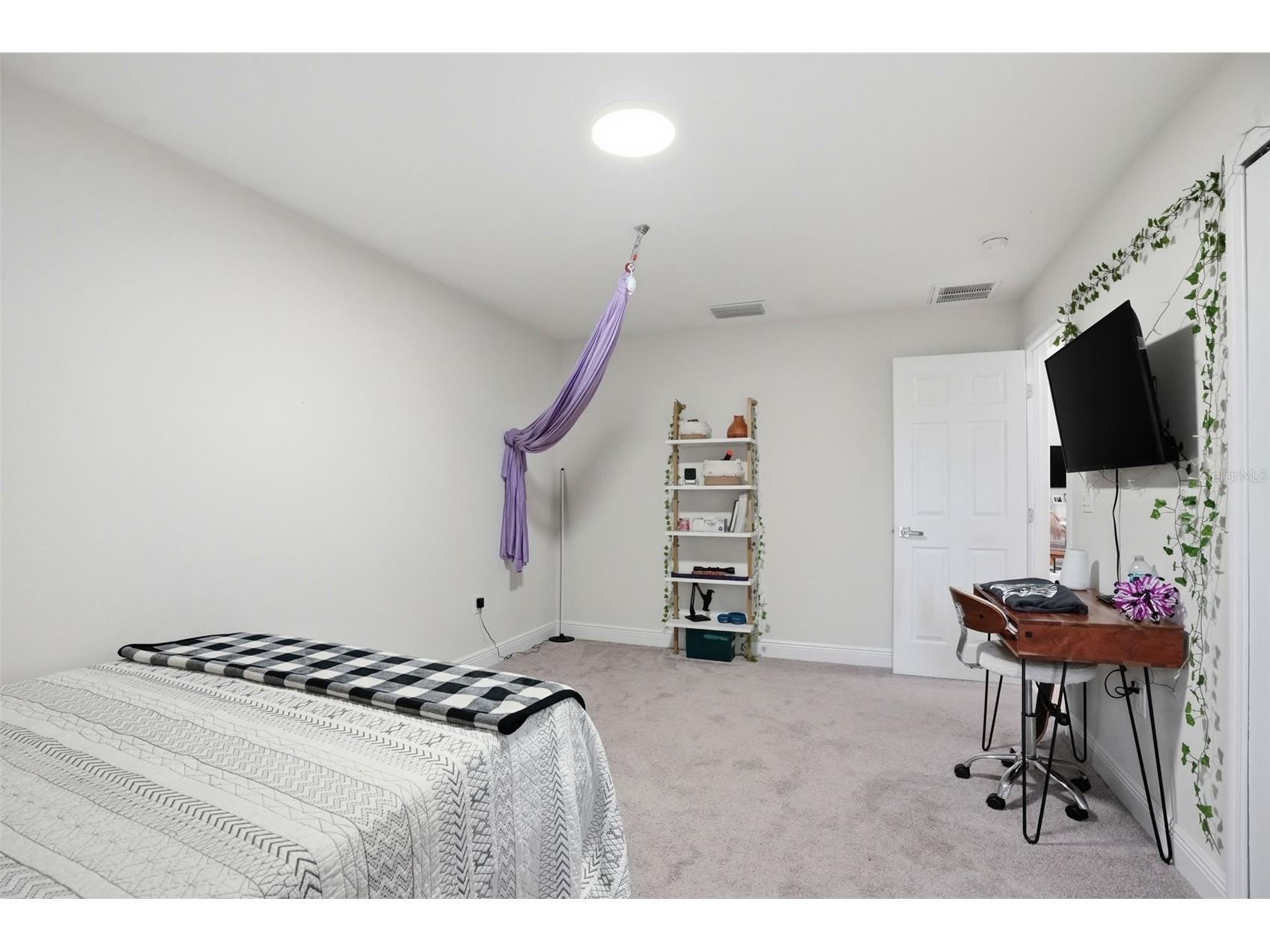 7279 Blackbird Avenue Weeki Wachee FL 34613 W7885499 image42