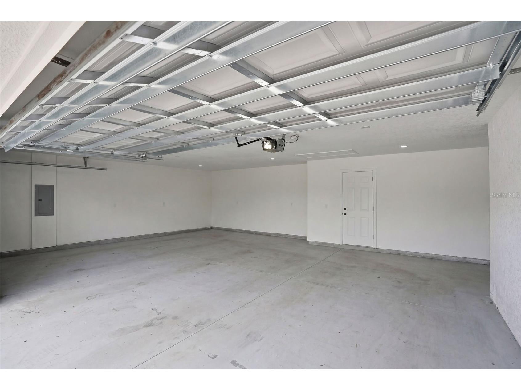 7279 Blackbird Avenue Weeki Wachee FL 34613 W7885499 image48