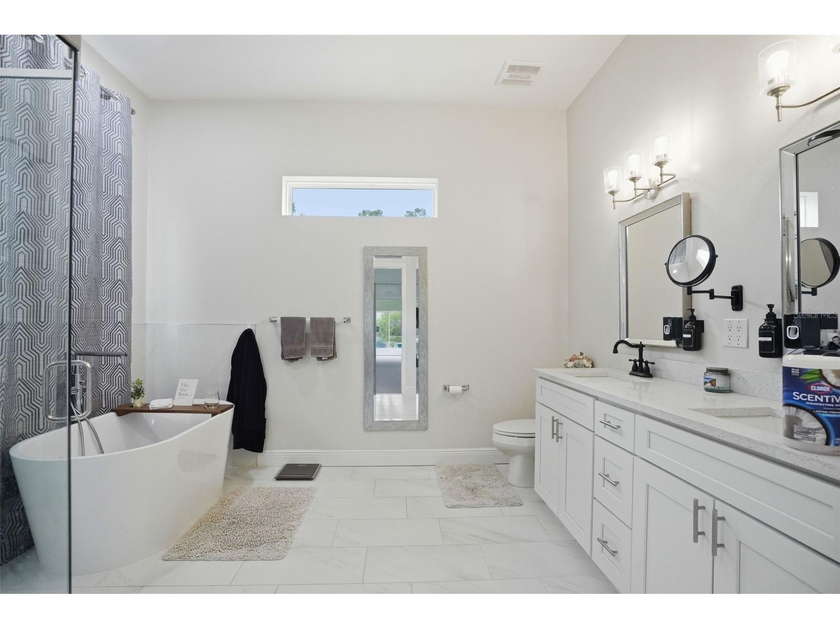7279 Blackbird Avenue Weeki Wachee FL 34613 W7885499 image7