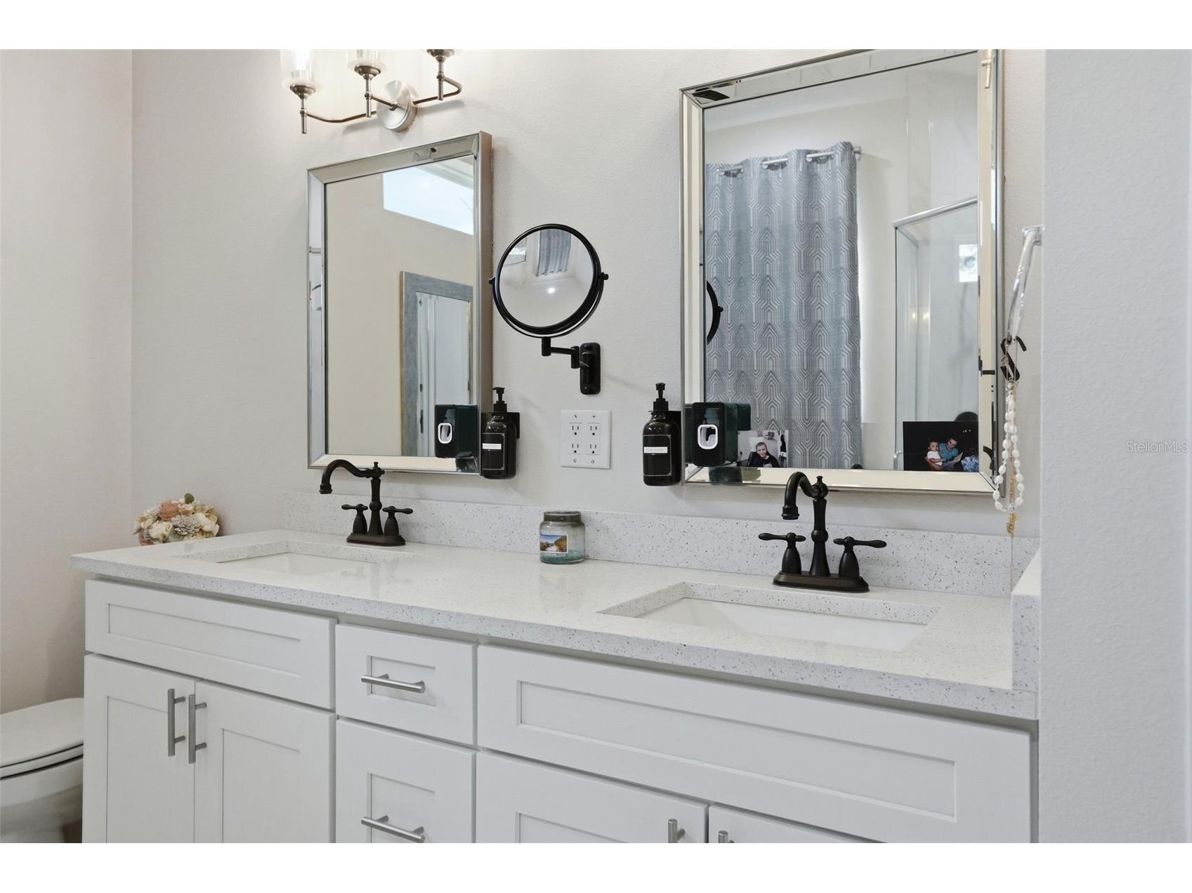 7279 Blackbird Avenue Weeki Wachee FL 34613 W7885499 image8
