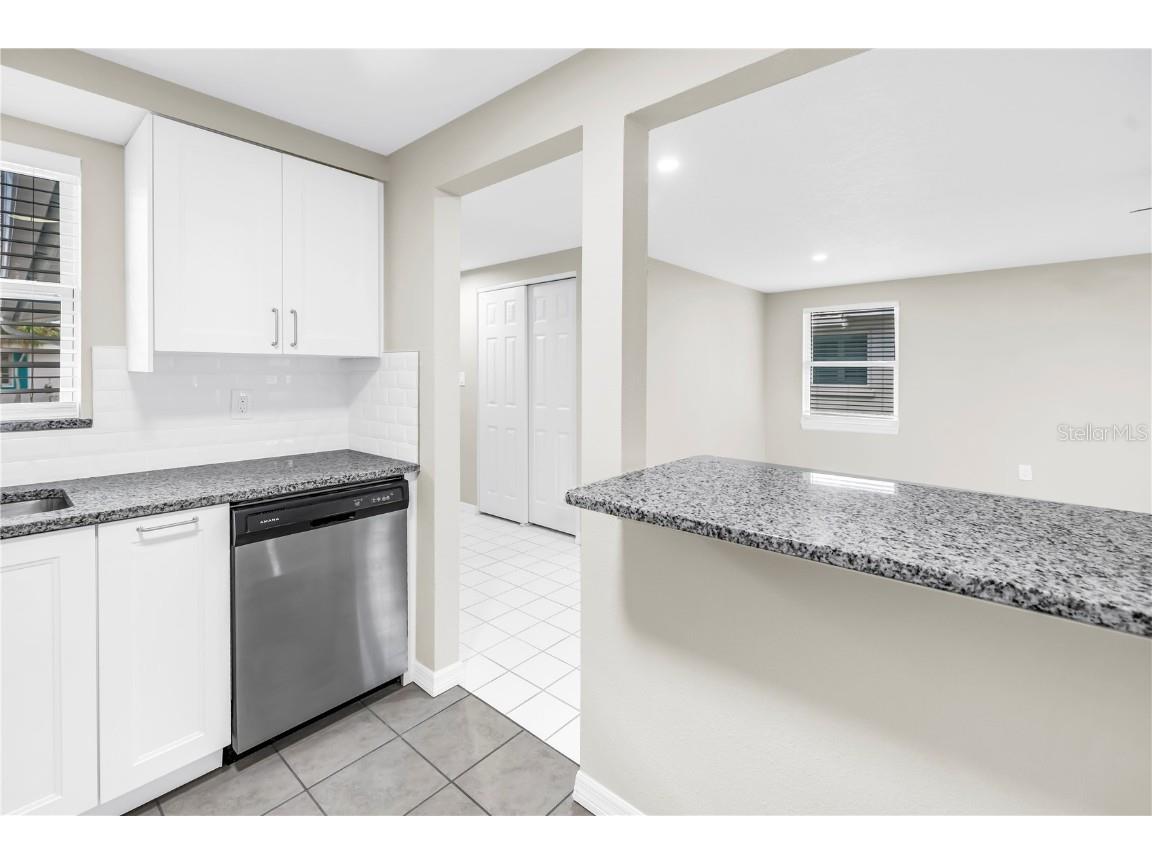 728 Caribbean Circle #25 Venice FL 34293 A4661223 image17