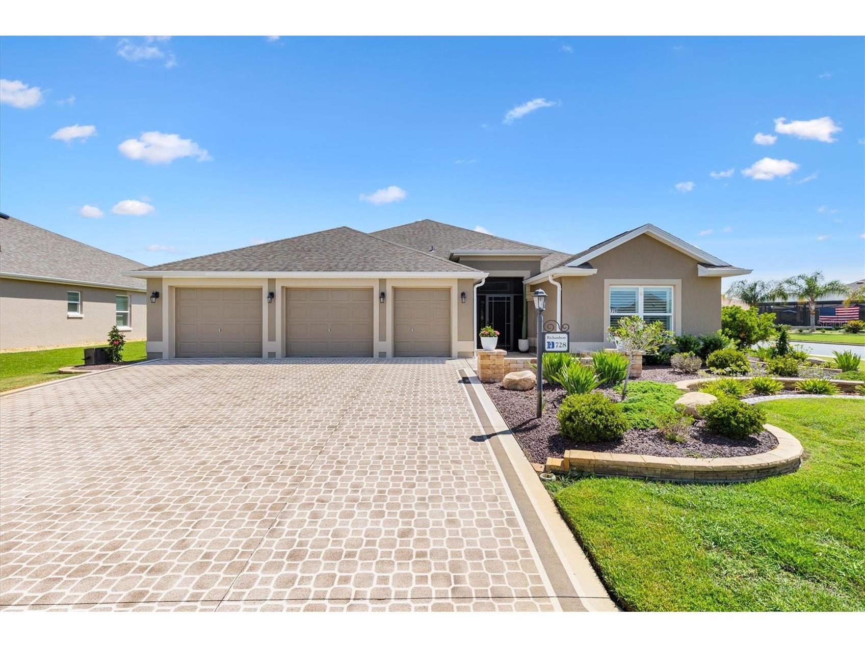 728 Congaree Loop The Villages FL 32163 G5114896 image1