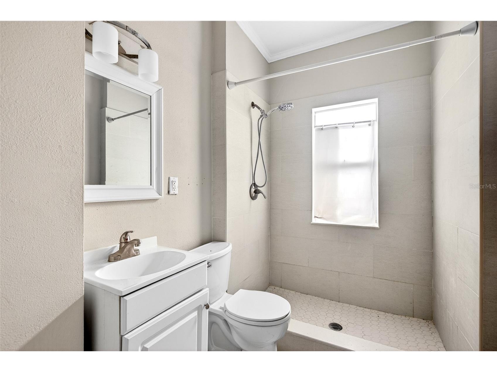 728 Mckenzie Street Leesburg FL 34748 OM719843 image16